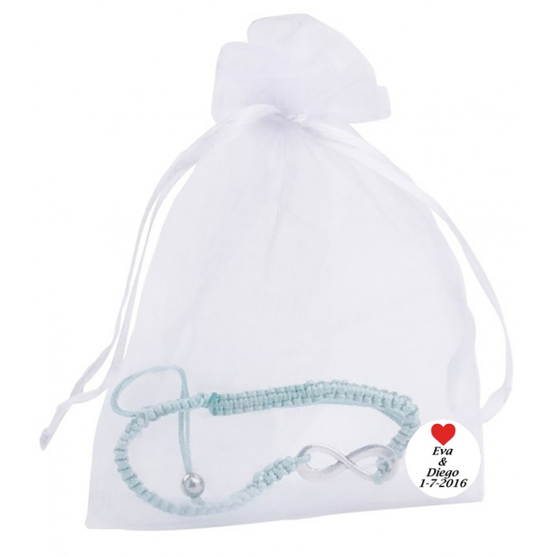 Braccialetti come dettaglio di matrimonio personalizzato