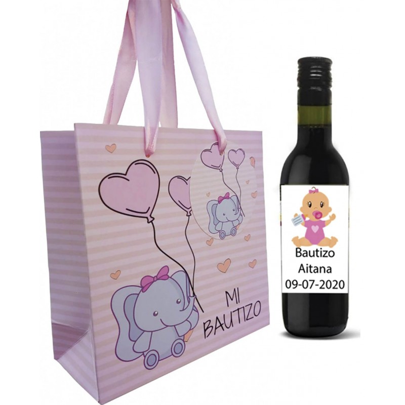 Vino Rosso Battezzando Gli Ospiti Con Borsa Vino Rosso Battezzando Gli Ospiti Con Borsa
