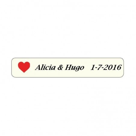 Ventaglio bianco personalizzato con adesivo a forma di cuore presentato in una borsa di organza rossa
