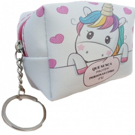 Portachiavi e penna rossetto con adesivo personalizzato presentato in borsa regalo