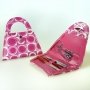 Set manicure a forma di borsa per ospiti