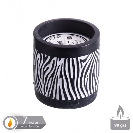 Candela base cemento profumata zebra 8 x 8 cm