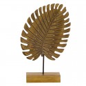 Figura foglia su base naturale