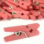 Pinze di legno color rosa