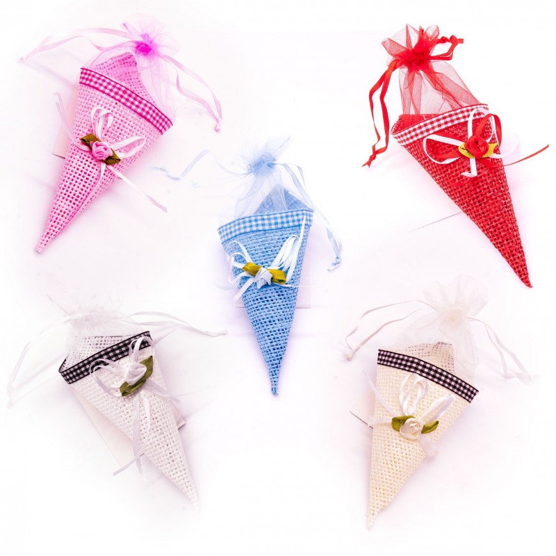 Cono semplice con fiocco per regalo