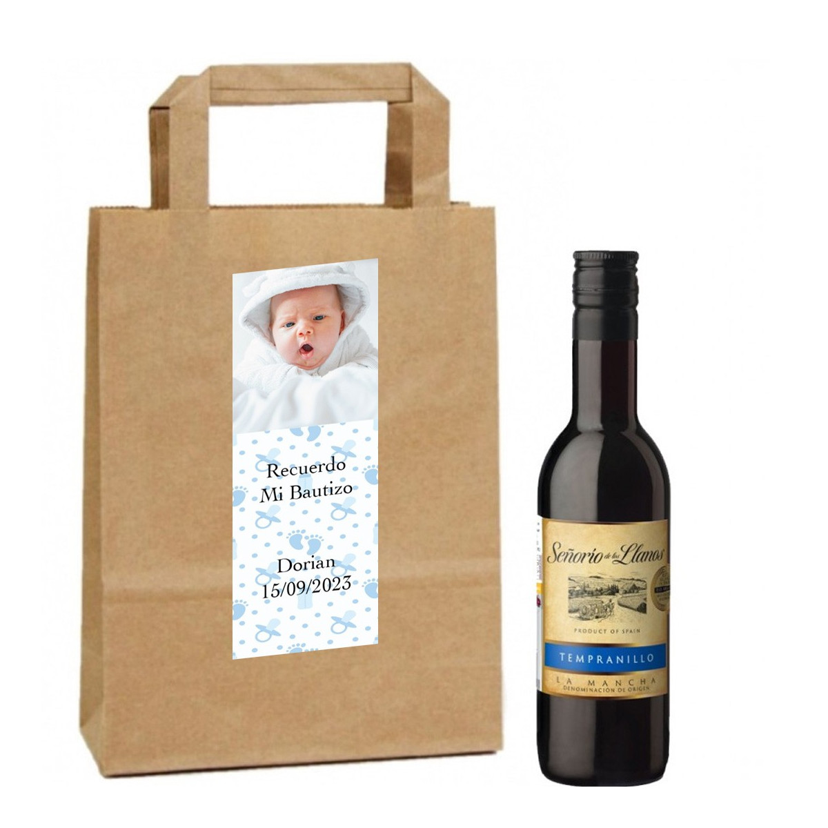 Vino personalizzato con foto e testo per il battesimo di un bambino