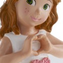 Figura torta ragazza comunione betty con le mani del cuore