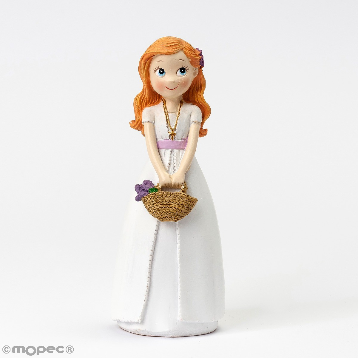 Figura di torta bambina comunione con cesto di fiori