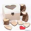 Scatola di legno con 48 cuori per firme
