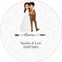 Candela aromatica alla vaniglia personalizzata con adesivo sposi in sacchetto di organza bianca