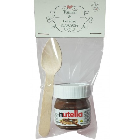 Nutella con cucchiaio presentata in sacchetto trasparente con cartoncino love personalizzato