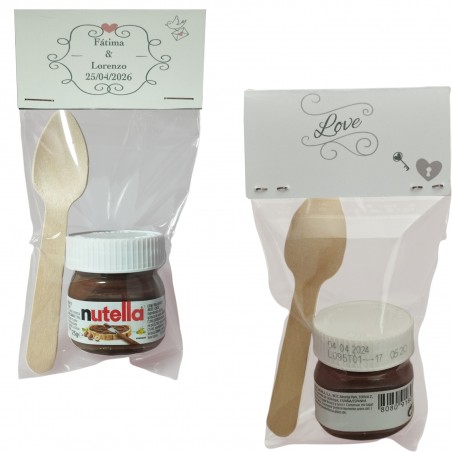 Nutella con cucchiaio presentata in borsa trasparente con cartone love personalizzato