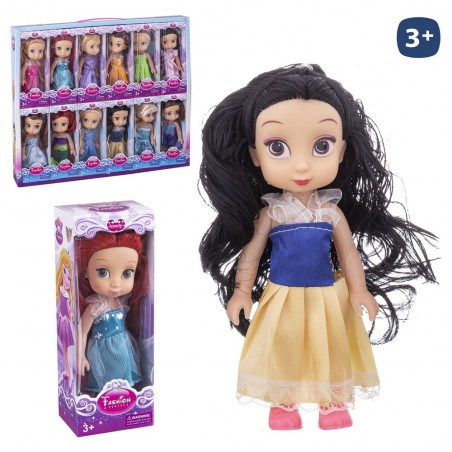 Bambole principesse delle fiabe infantili