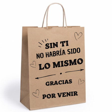 Vino personalizzato con il nome dell'invitato e degli sposi, presentato in una borsa con dedica