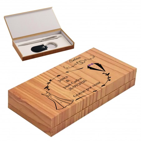 Penna e portachiavi presentati in una scatola nuziale in legno personalizzata con una frase di ringraziamento