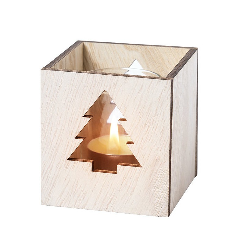 Candela aromatica in vaso di vetro presentata in una speciale scatola di legno natalizia