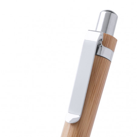 Penna in bambù personalizzata con adesivo a forma di cuore