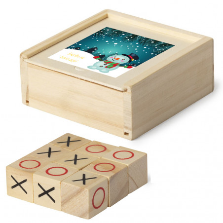Gioco del tris in una scatola di legno personalizzata con una frase adesiva natalizia
