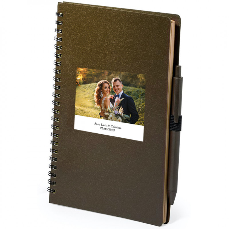 Quaderno da uomo marrone con adesivo personalizzato con foto del matrimonio