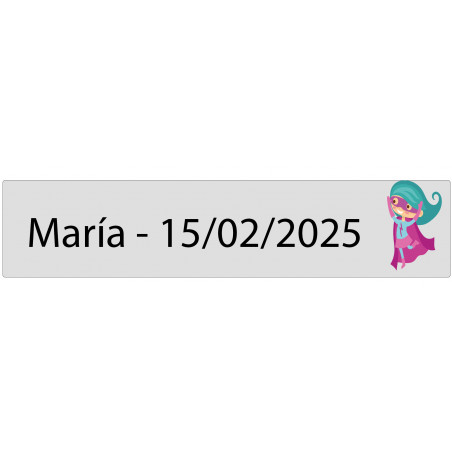 Adesivo rettangolare trasparente 5 x 1 bambina supereroina personalizzato con nome e data