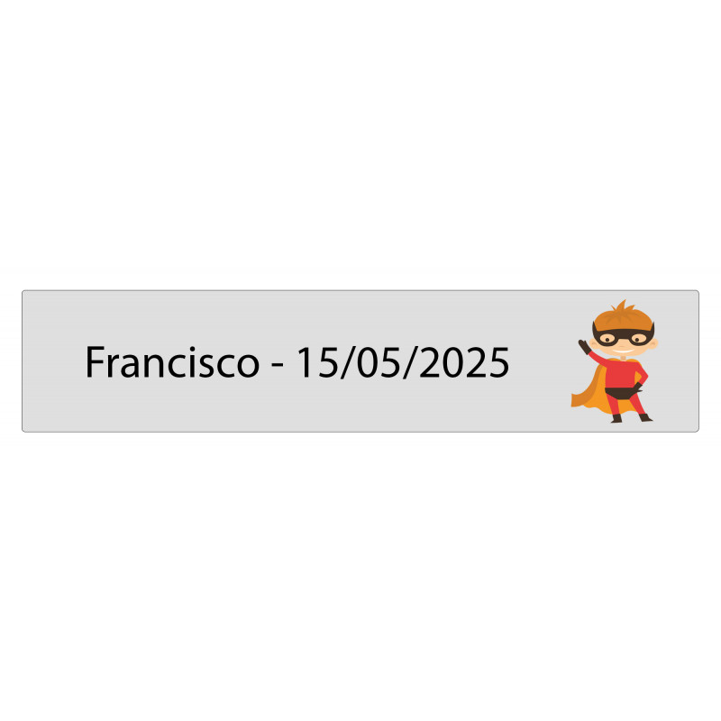 Adesivo rettangolare trasparente 5 x 1 supereroe personalizzato con nome e data