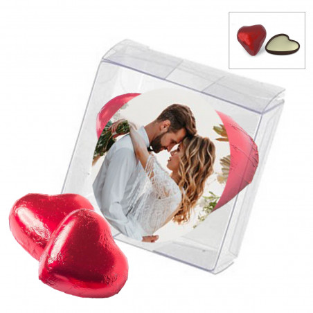 Scatola a forma di cuore con cioccolatini e scatola trasparente con adesivo personalizzato