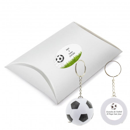 Portachiavi con metro a forma di pallone da calcio personalizzato presentato in una scatola
