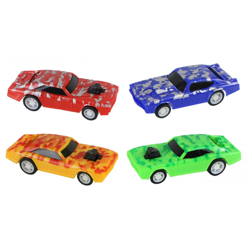 Auto giocattolo camuffato