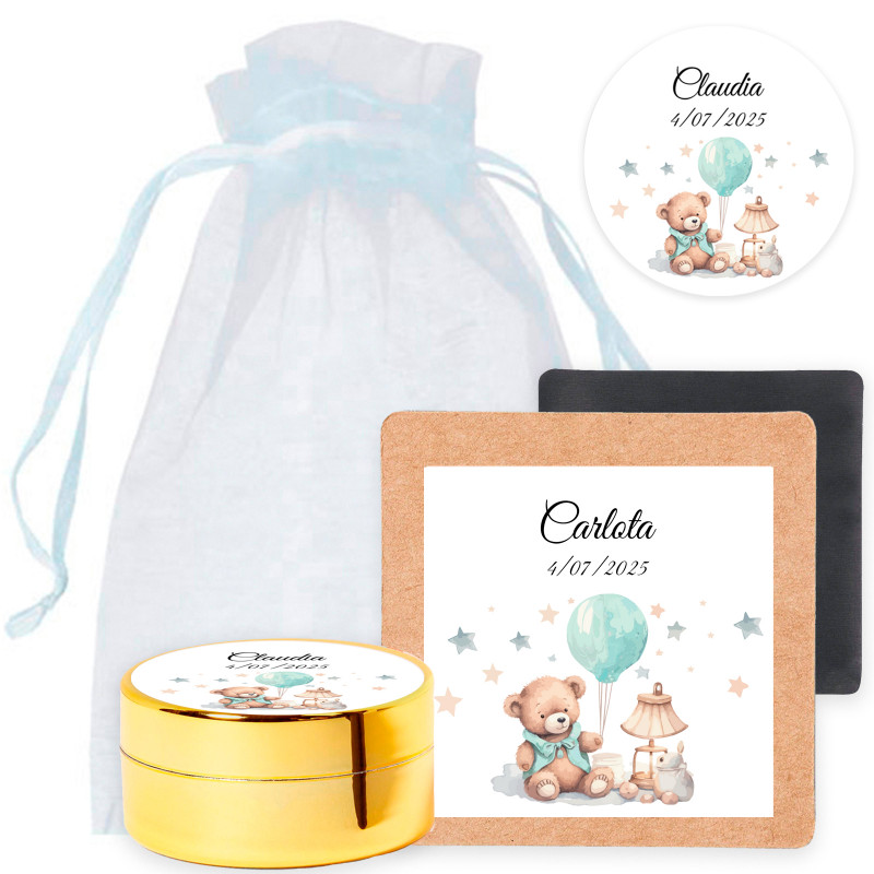 Balsamo per labbra personalizzato e magnete in un sacchetto di organza per bomboniere di battesimo