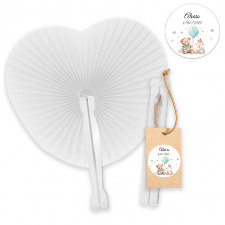 Ventaglio bianco a forma di cuore con etichetta personalizzata per battesimi