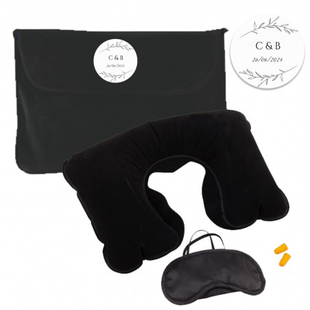 Set da viaggio di colore nero con adesivo minimalista personalizzabile per matrimoni
