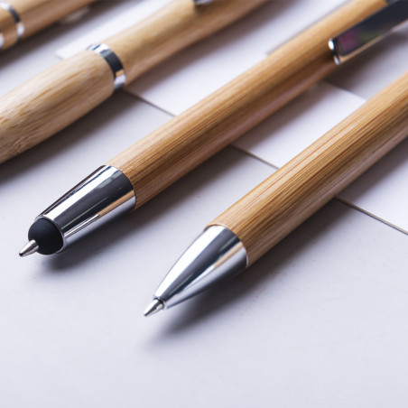 Penna originale in bamboo