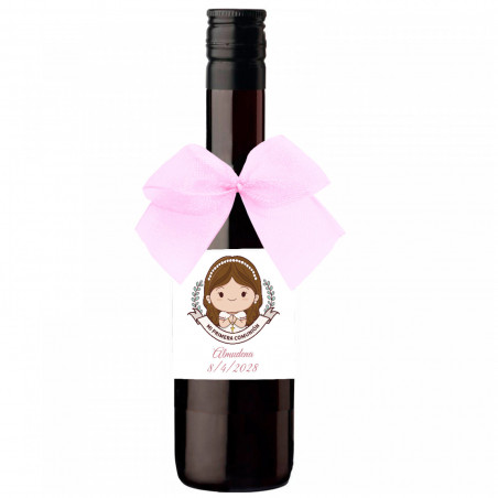 Botiglia di vino personalizzata per dettaglio di comunione con fiocco decorativo