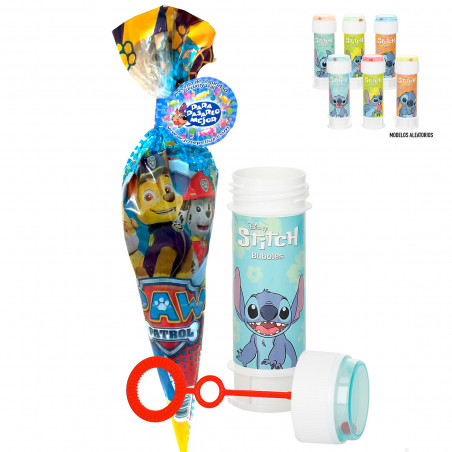 Cono di caramella con punto pompero per i dettagli