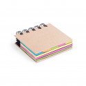 Quaderno con post-it adesivi colorati con supereroi