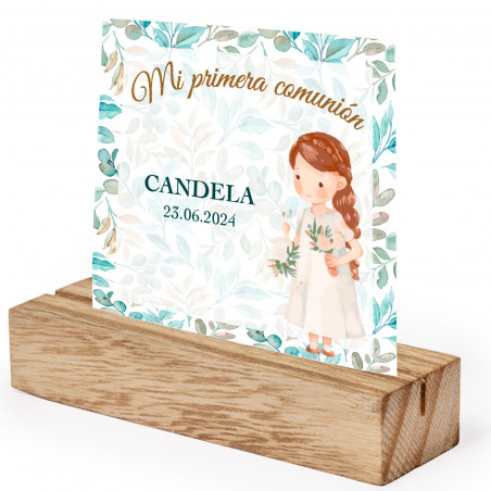 Supporto in legno con scheda personalizzata per decorare il tavolo della prima comunione