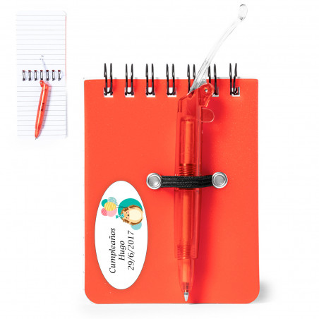 Libretto con penna e adesivo personalizzato per dettagli