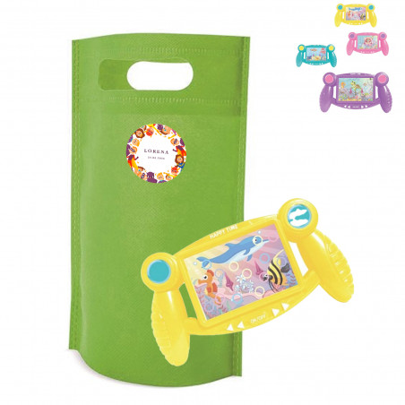Gioco di abilità infantile con borsa verde e adesivo personalizzato