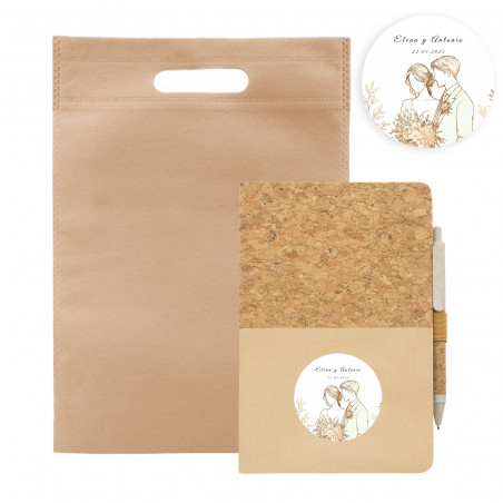 Quaderno di sughero color crema personalizzato con adesivo per matrimonio e borsa da regalo