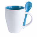 Tazza in ceramica con cucchiaino celeste personalizzato con adesivo di bambino per Battesimi