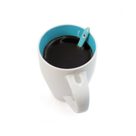 Tazza in ceramica con cucchiaino celeste personalizzato con adesivo di bambino per Battesimi