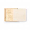 Tetris in legno presentato in una scatola personalizzata con adesivo di compleanno