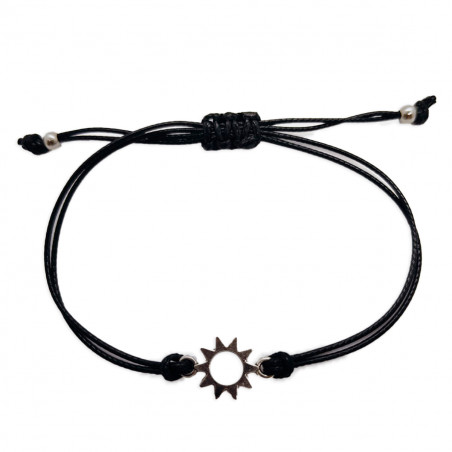 Bracciale in cordino nero con sole metallico per i dettagli dell'evento