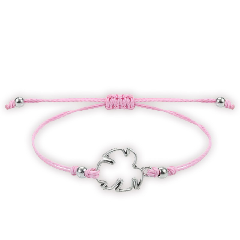 Bracciale regolabile con quadrifoglio portafortuna in filo rosa, dettaglio elegante e simbolico