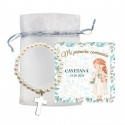 Bracciale perle con croce e biglietto personalizzato in sacchetto di organza per dettagli comunione bambina