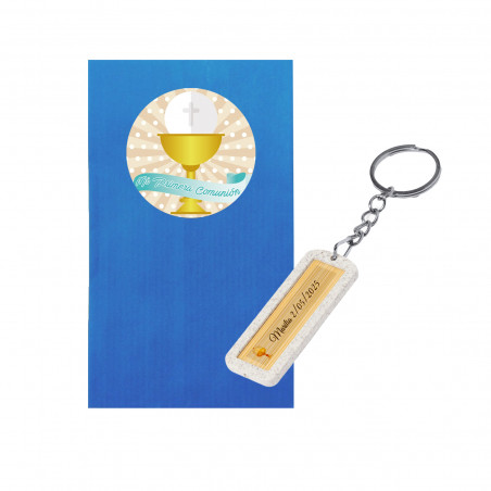 Portachiavi in bambù e canna di grano personalizzato con adesivo di comunione con busta blu