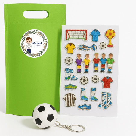 Portachiavi e adesivi di calcio in borsa verde personalizzata con adesivo comunione bambino