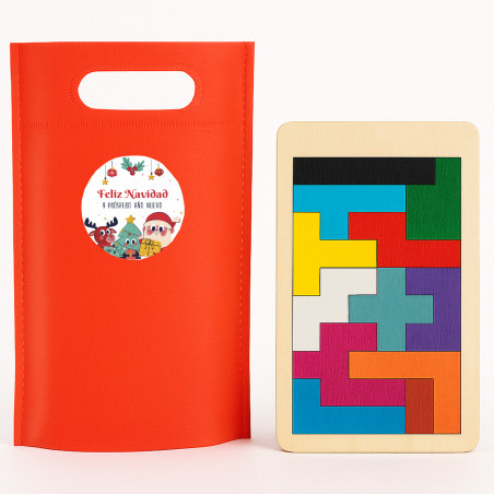 Tetris in legno con pezzi colorati in borsa rossa 13x17 e adesivo di Babbo Natale e amici da regalare a Natale