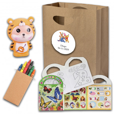 Winnie the pooh dettaglio educativo infantile con attività da colorare e giocare