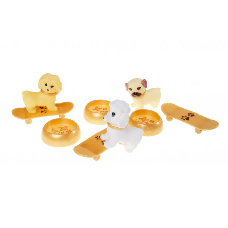 Cagnolino piccolo con accessori per giochi infantili